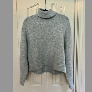 H&M Grey Knit Turtleneck Sweater